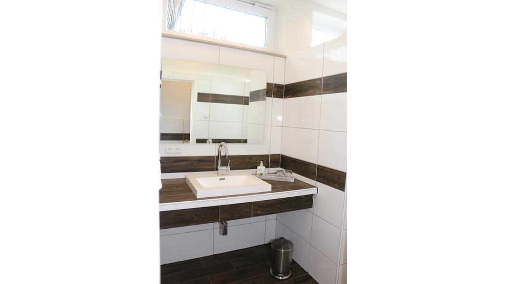 Hotel Baldus Delmenhorst Bagian luar foto