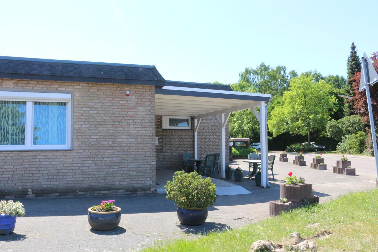 Hotel Baldus Delmenhorst Bagian luar foto